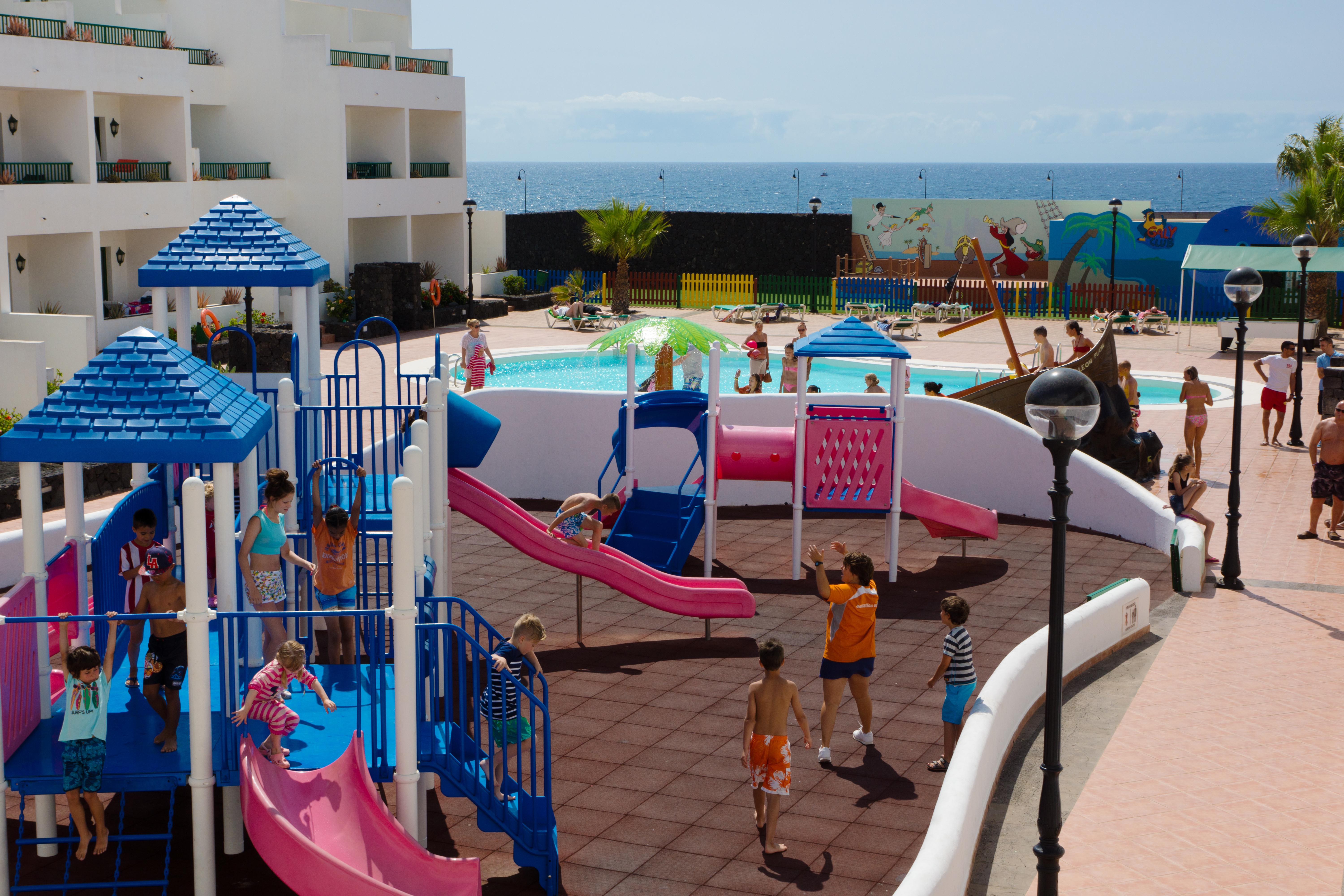 Apartamentos Galeon Playa Costa Teguise Exterior photo